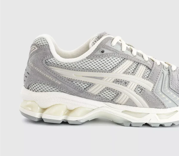 ASICS - Image 9
