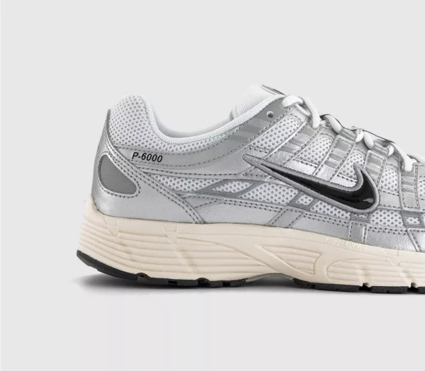 Nike - Image 9