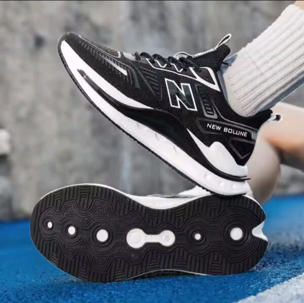 NIKE - Image 9
